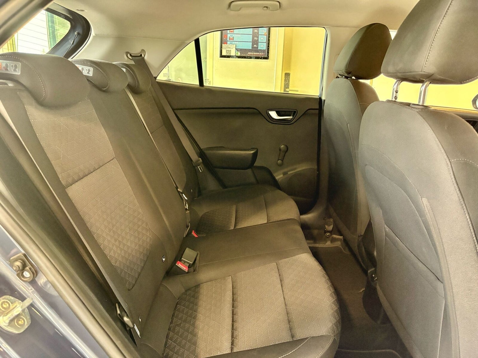 Kia Rio MPi Base Line