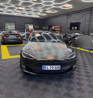 Tesla Model S  75D 5d