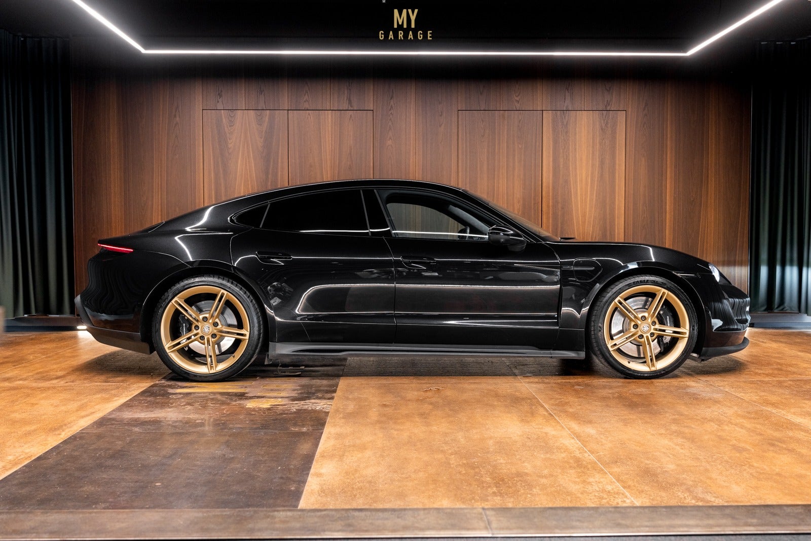Porsche Taycan 4S - Performance+