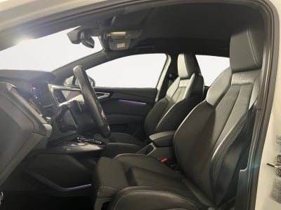 Audi Q4 e-tron S-line quattro Van