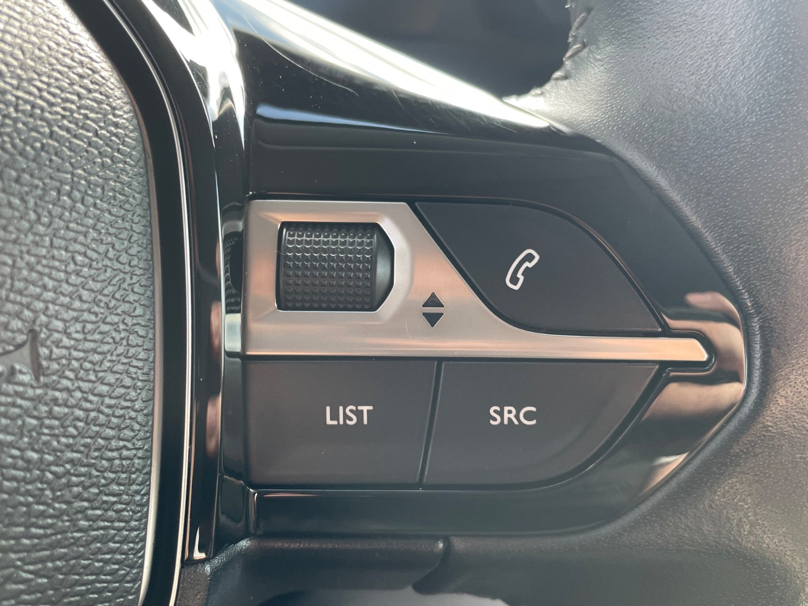 Billede af Peugeot 208 1,2 PureTech 100 Allure