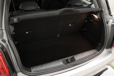 MINI Cooper SE Classic Trim