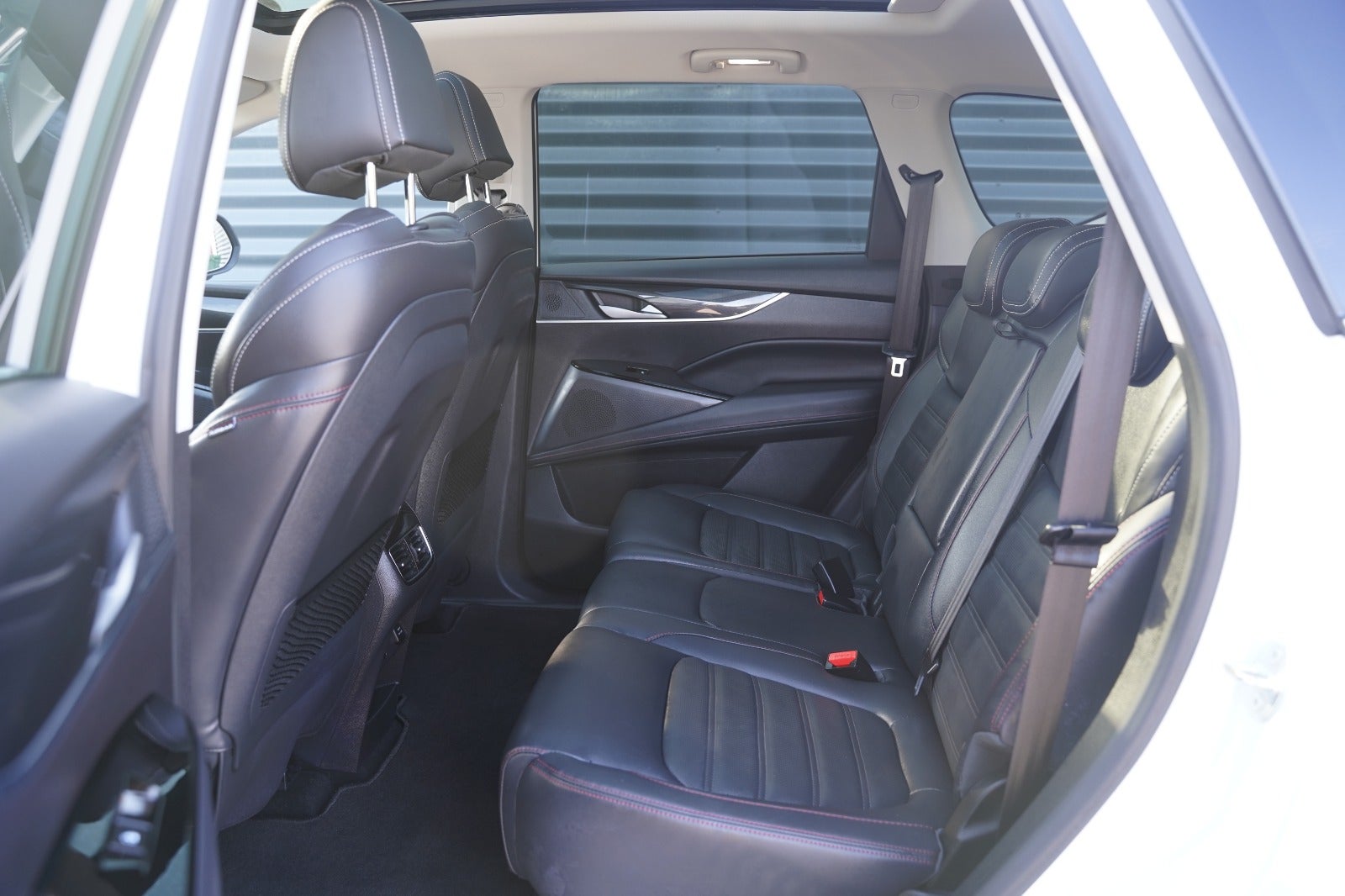 Billede af Maxus Euniq6 70 