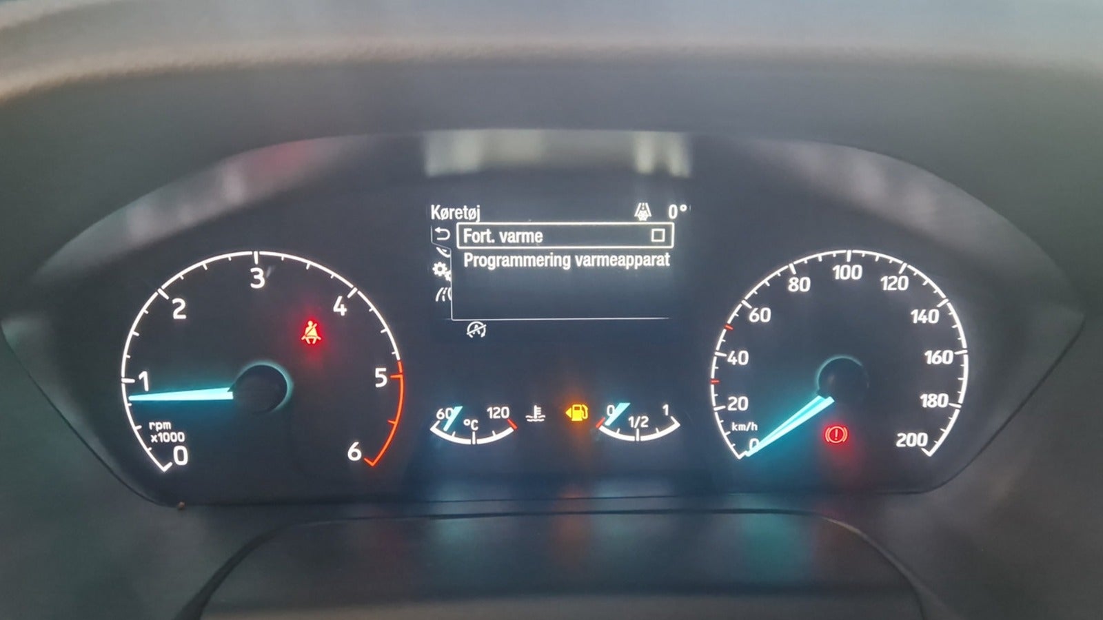 Billede af Ford Transit Custom 300L 2,0 TDCi 130 Trend