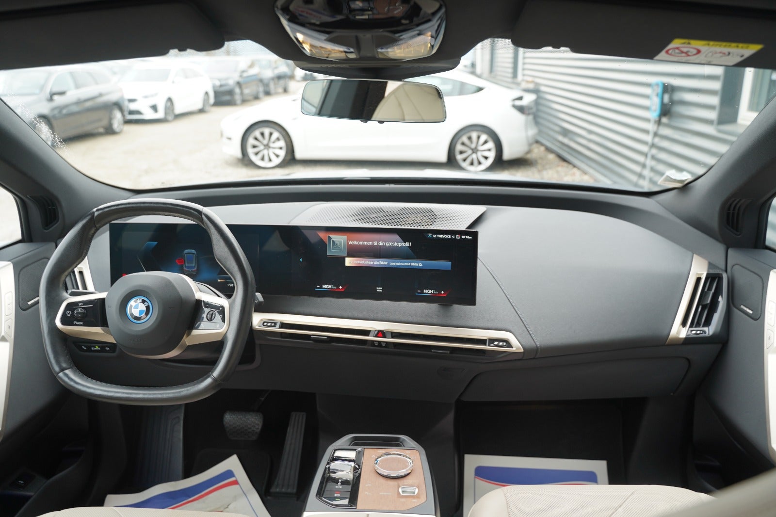 Billede af BMW iX  xDrive40 Sport