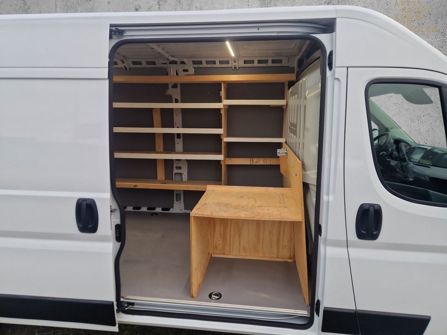 Billede af Citroën Jumper 33 2,2 BlueHDi 140 L3H2 MasterLine