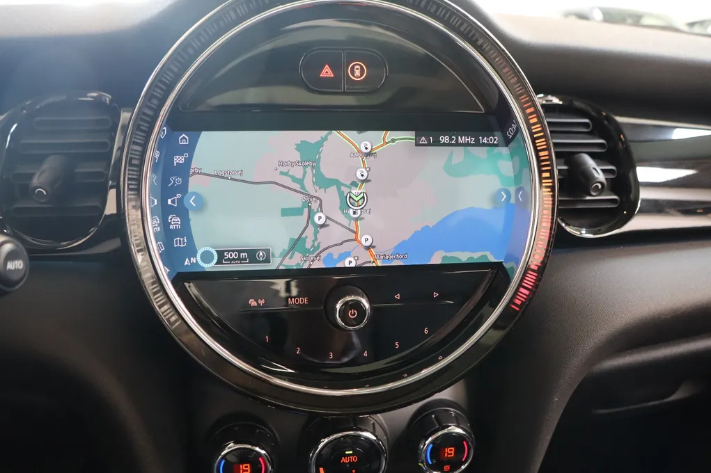 MINI Cooper SE Camden Edition