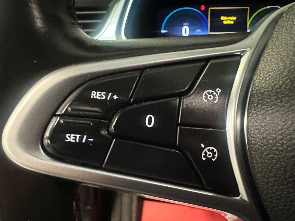 Renault Captur E-Tech Intens