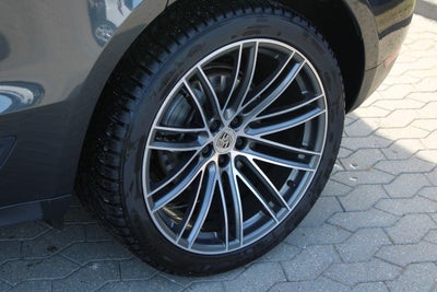 Porsche Macan S PDK Van