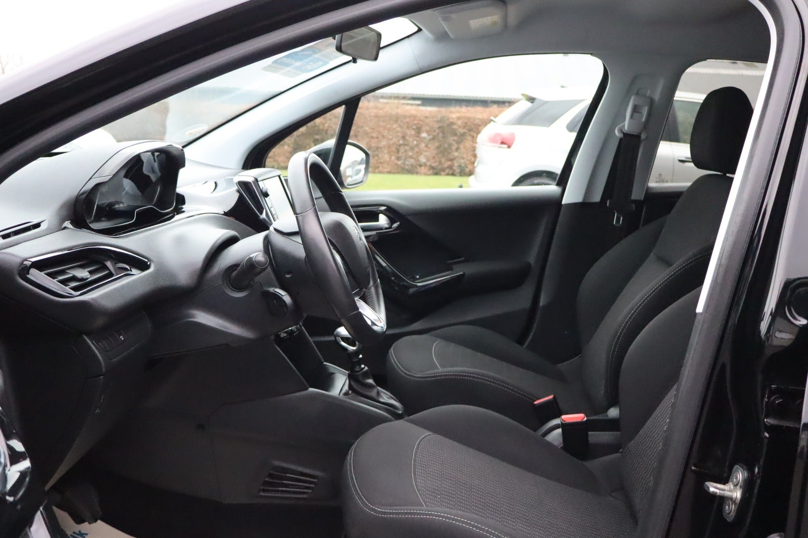 Billede af Peugeot 208 1,5 BlueHDi 100 Allure+