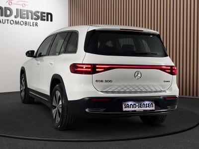 Mercedes EQB300 Progressive 4Matic Van