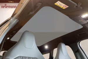 Ford Explorer Premium Extended Range