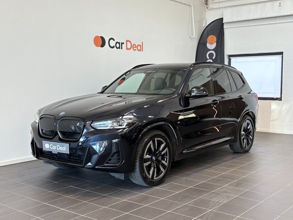 BMW iX3 billede