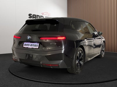 BMW iX xDrive40 Supercharged
