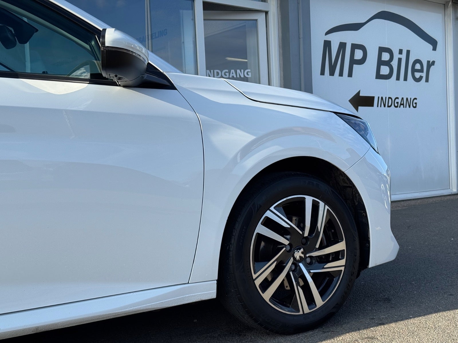 Billede af Peugeot 208 1,5 BlueHDi 100 Allure Sky