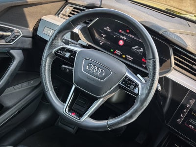 Audi e-tron S-line quattro
