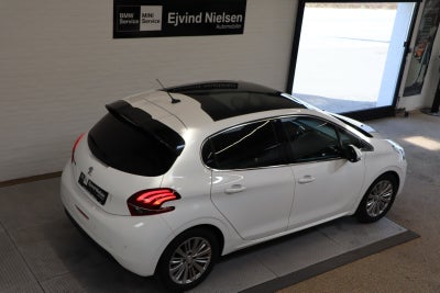 Peugeot 208 BlueHDi 100 Allure Sky