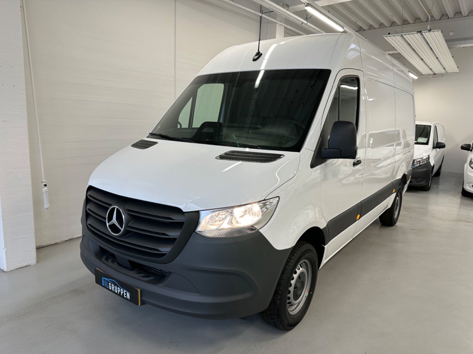 Mercedes Sprinter 317 2,0 CDi A2 Kassevogn PRO aut. RWD