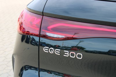 Mercedes EQE300 SUV AMG Line
