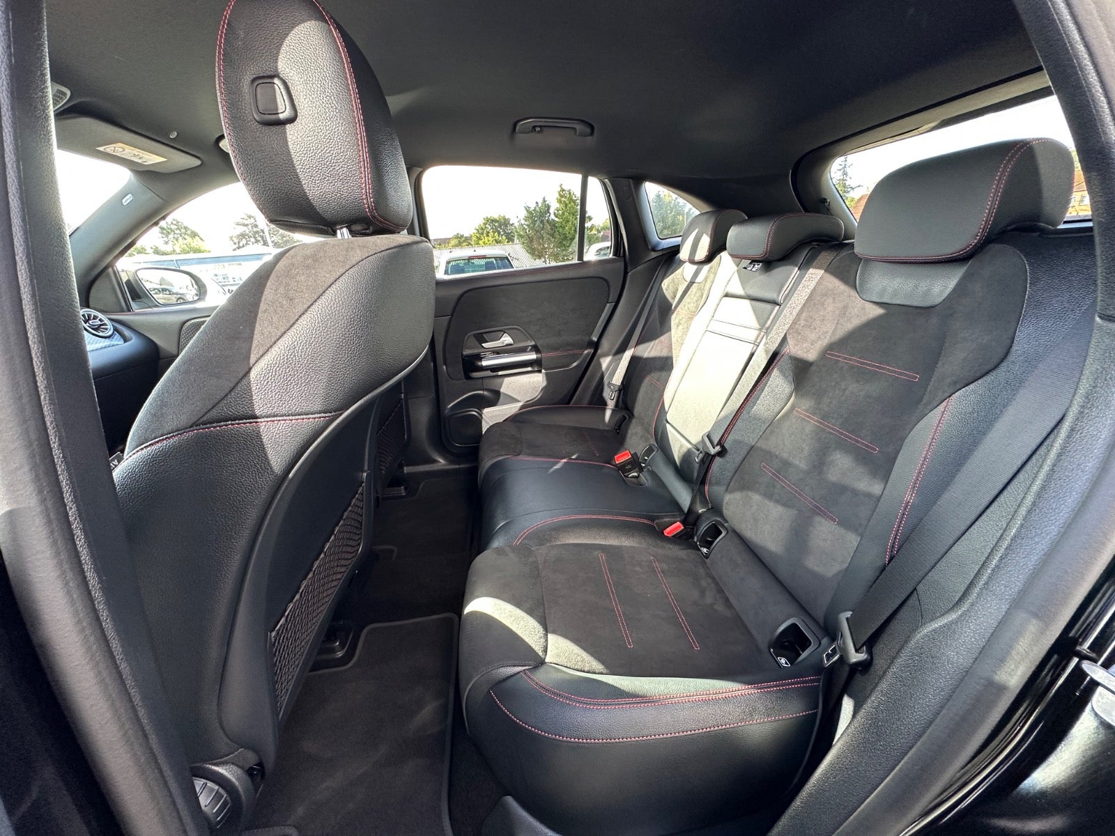 Billede af Mercedes EQA350  AMG Line 4Matic