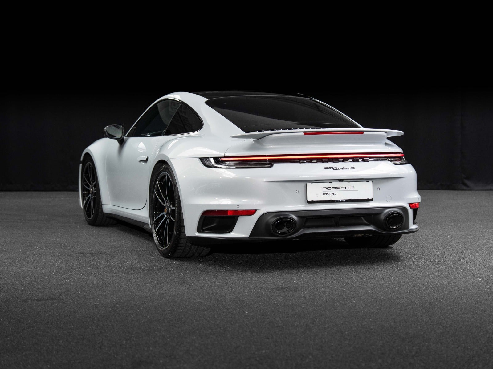 Gallery image 3 of 23