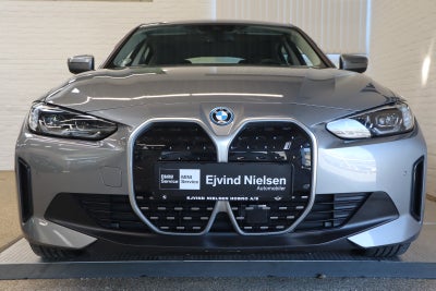 BMW i4 eDrive35 Charged