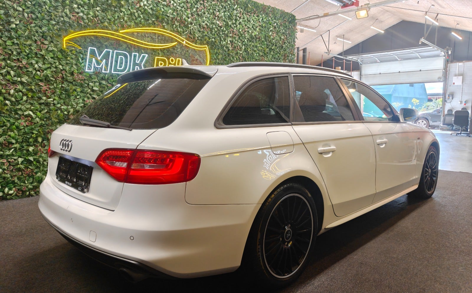 Billede af Audi A4 1,8 TFSi 170 S-line Avant Multitr.