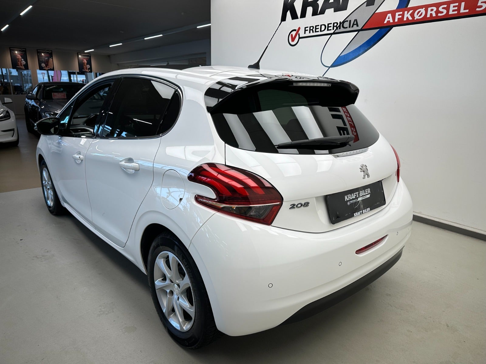 Billede af Peugeot 208 1,2 PureTech 82 Allure Sky