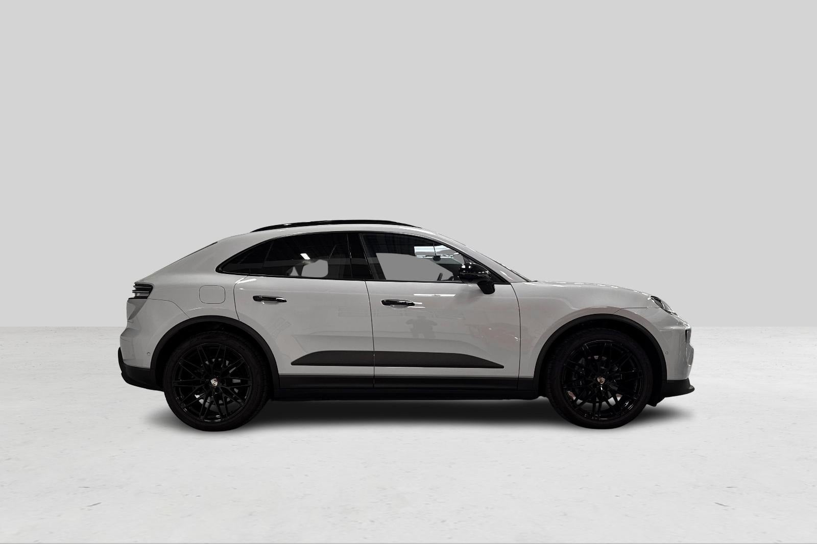 Porsche Macan 4