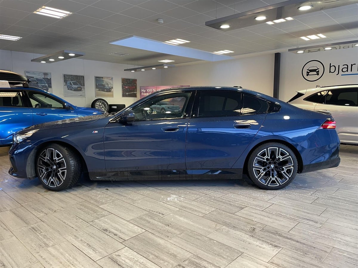 BMW i5 eDrive40 M-Sport billede 2