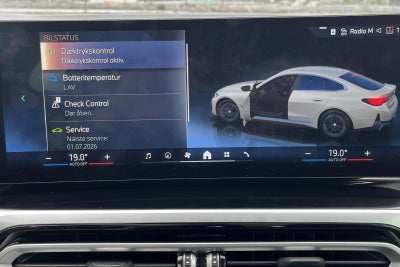 BMW i4 eDrive35