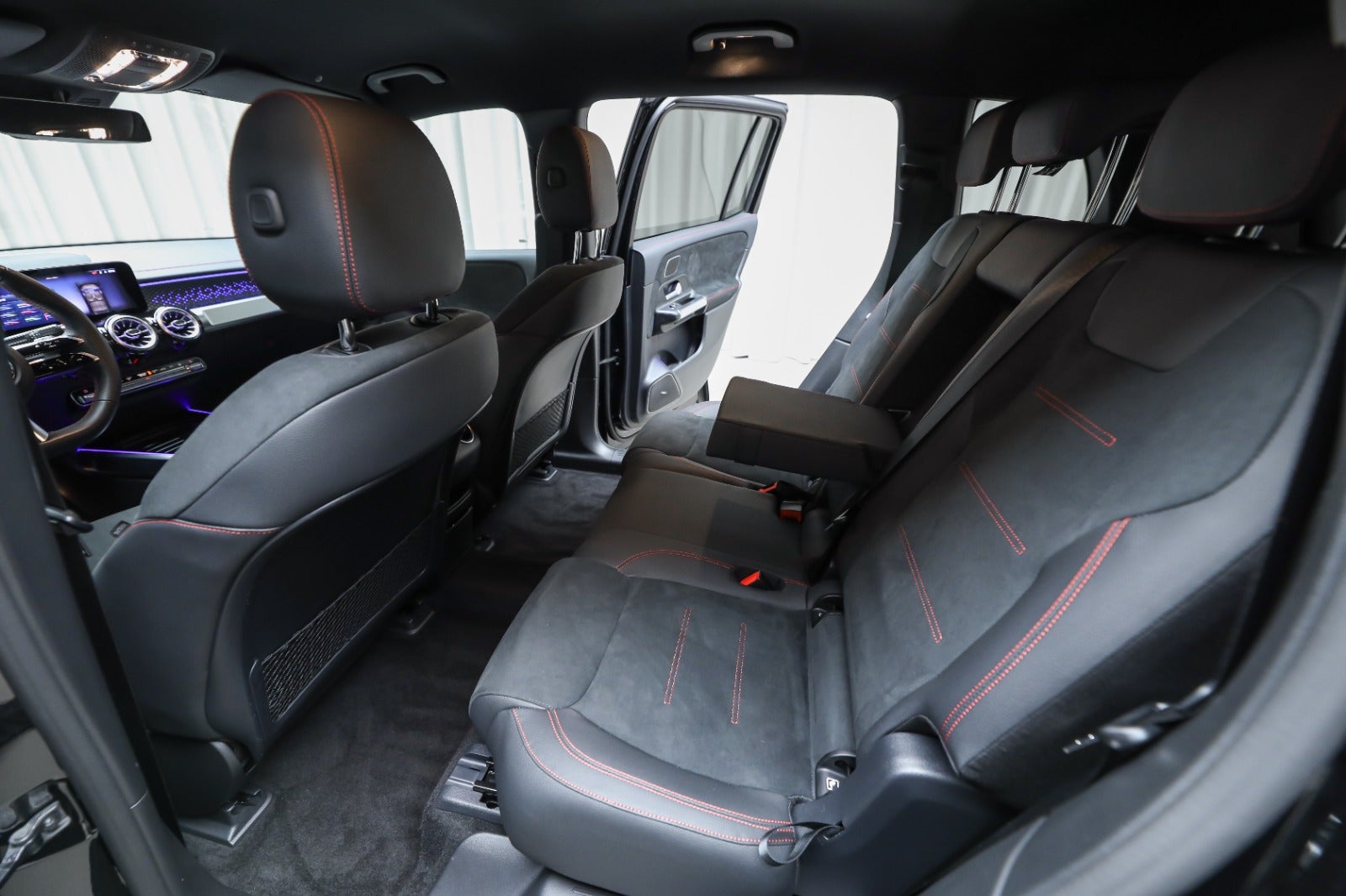 Mercedes-Benz EQB 250+ (5/8)