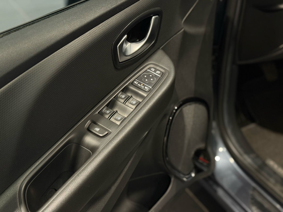 Renault Clio IV TCe 90 Limited Sport Tourer billede 15