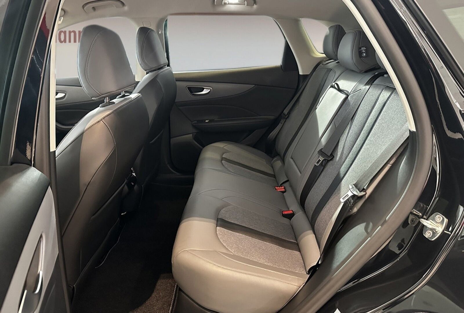 MG MGS5 Luxury