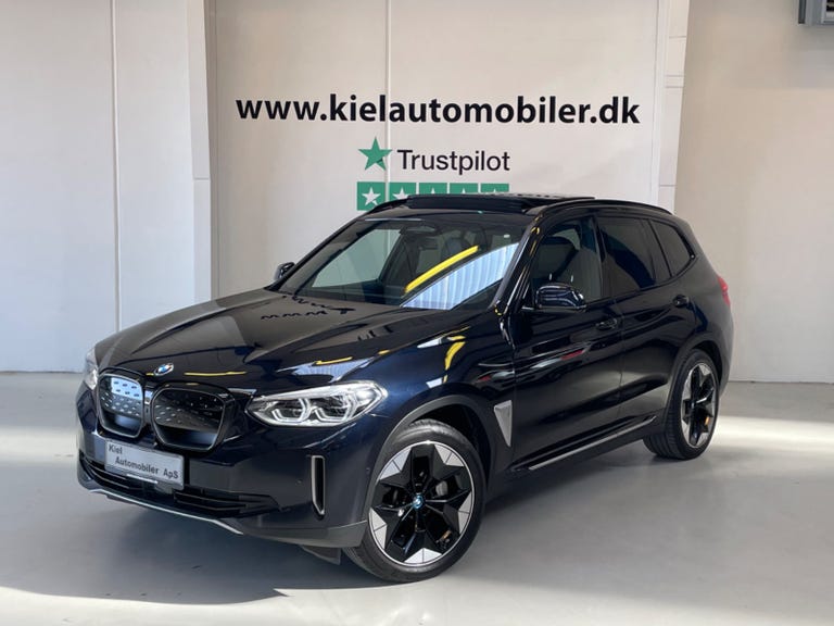 BMW iX3 Charged Plus