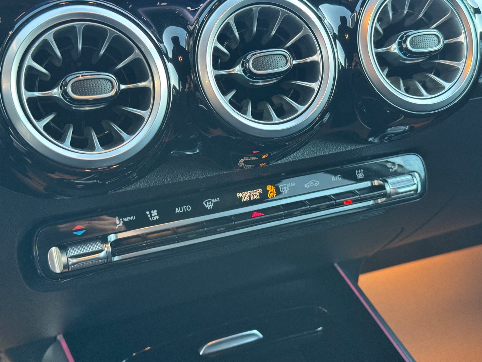 Billede af Mercedes EQB250+ AMG Line