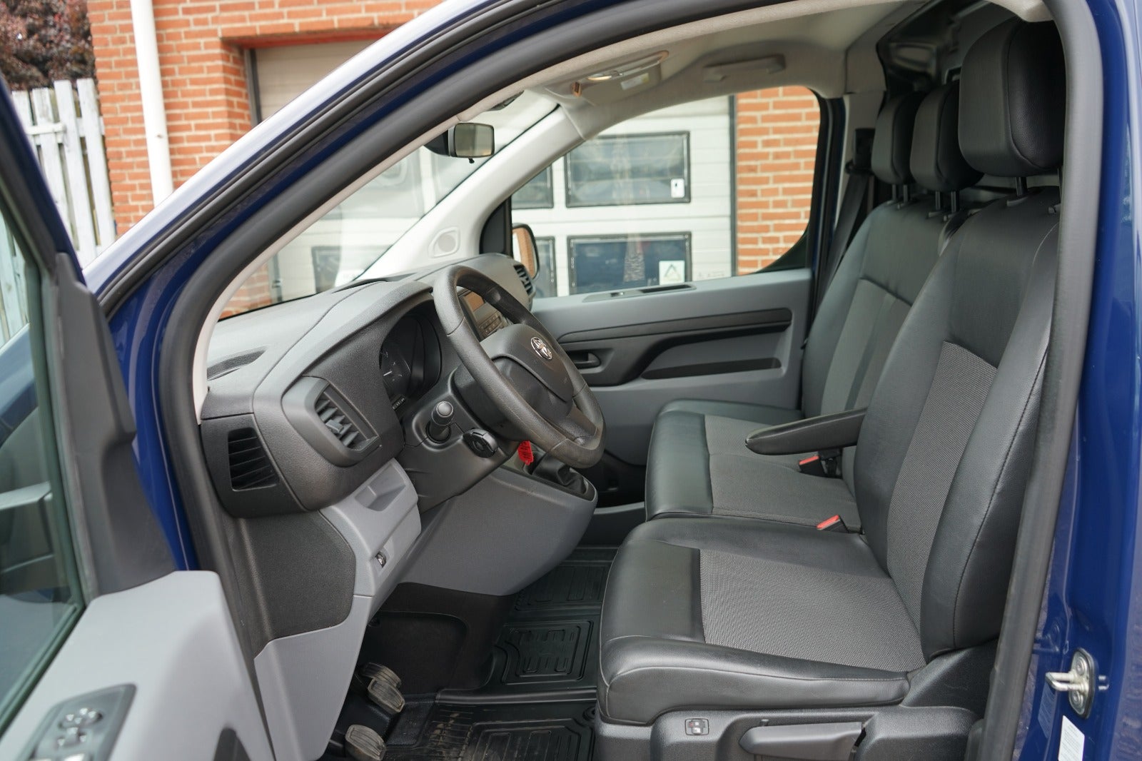 Billede af Toyota ProAce 2,0 D 120 Long Comfort Master