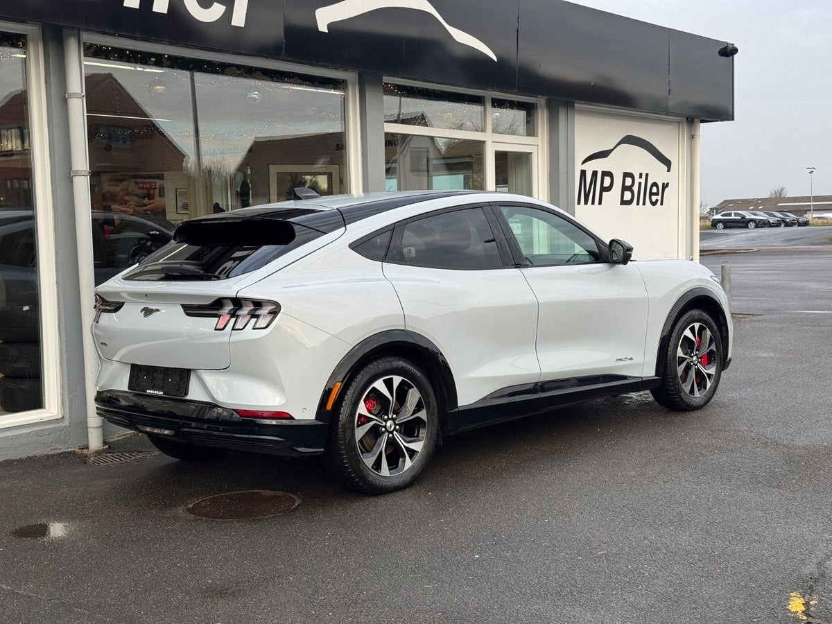 Billede af Ford Mustang Mach-E 75 Premium Standard Range AWD