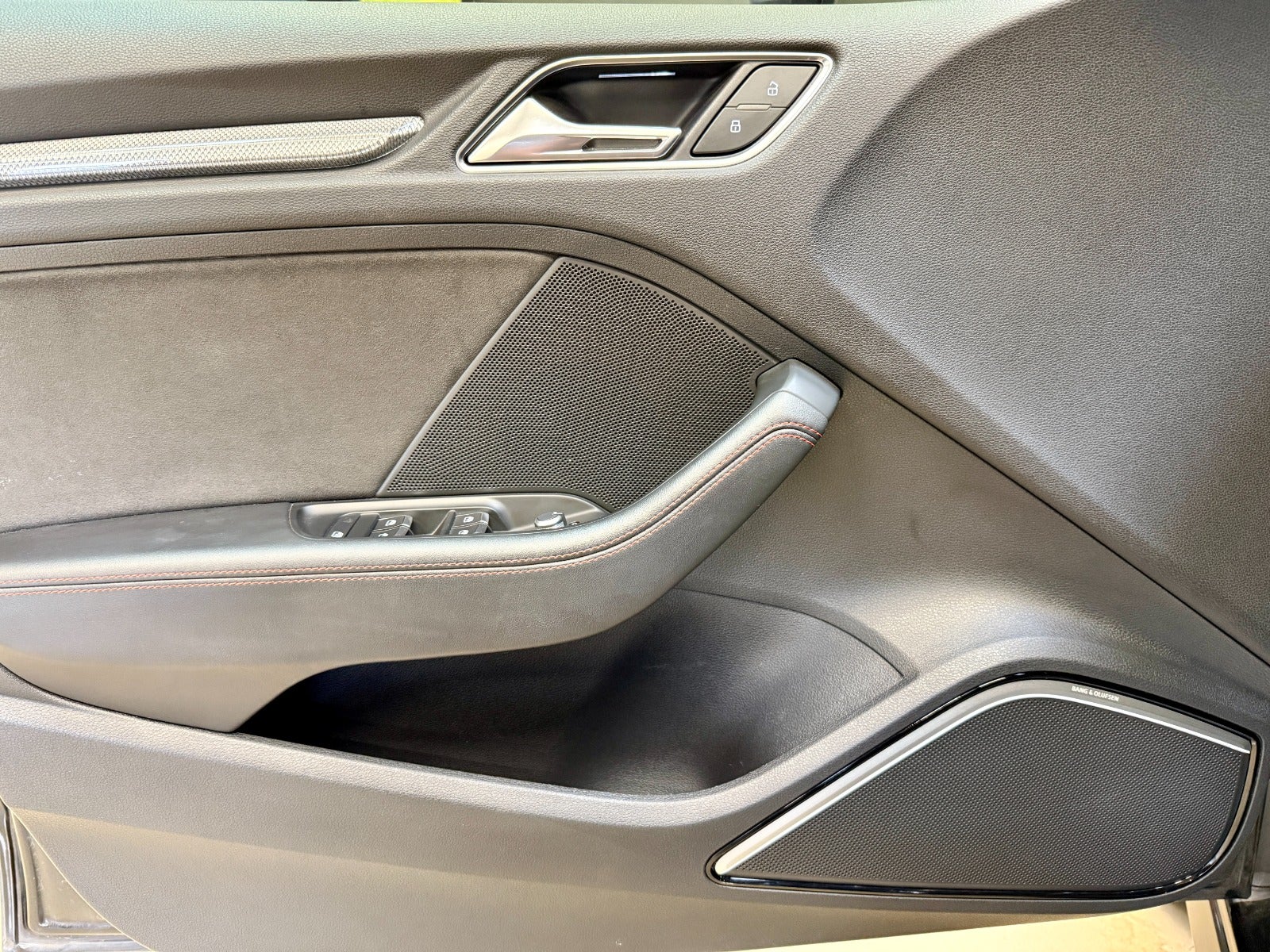 Billede af Audi RS3 2,5 TFSi Sportback quattro S-tr.