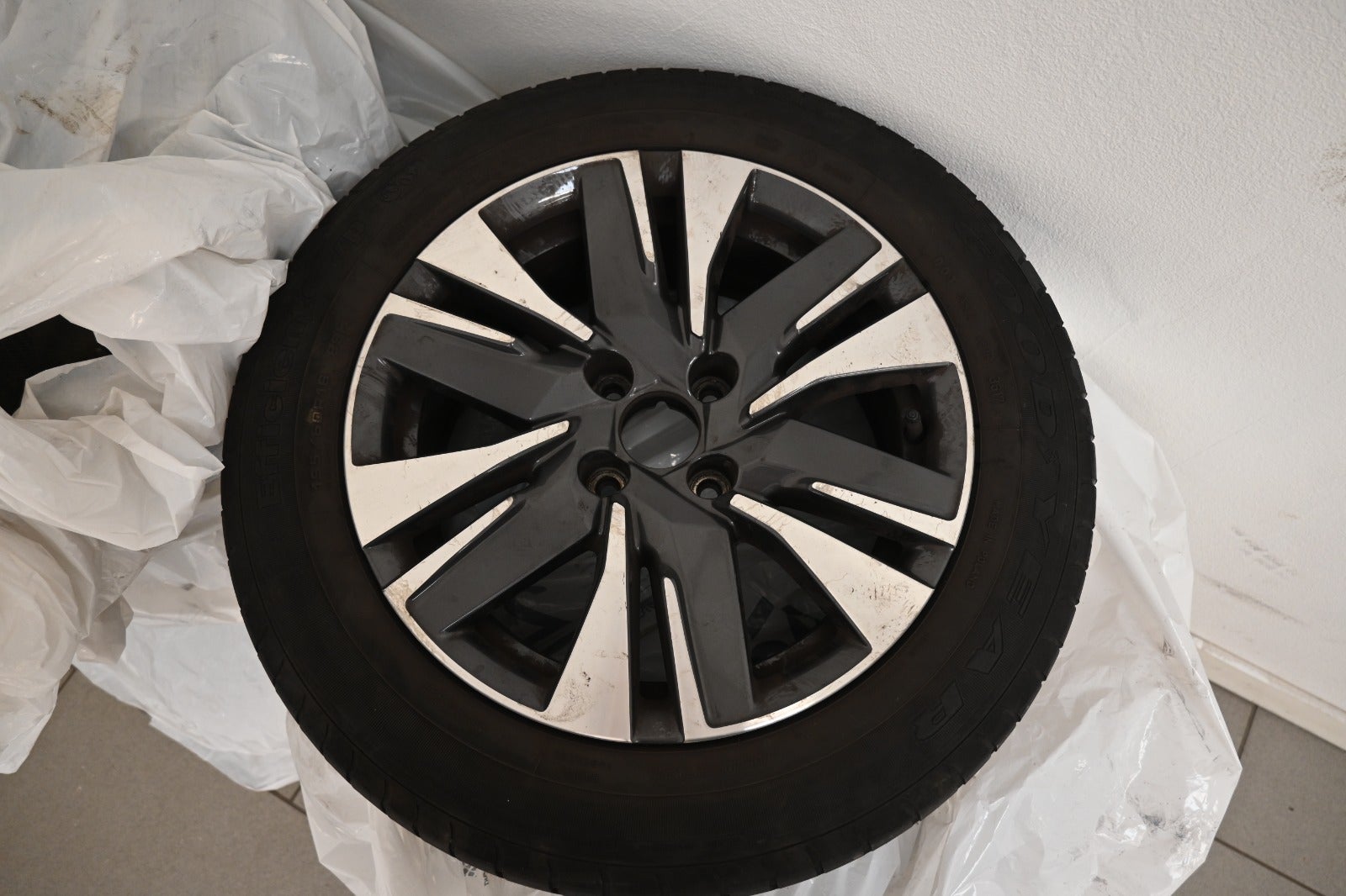 Peugeot 2008 e-THP 110 Desire Sky