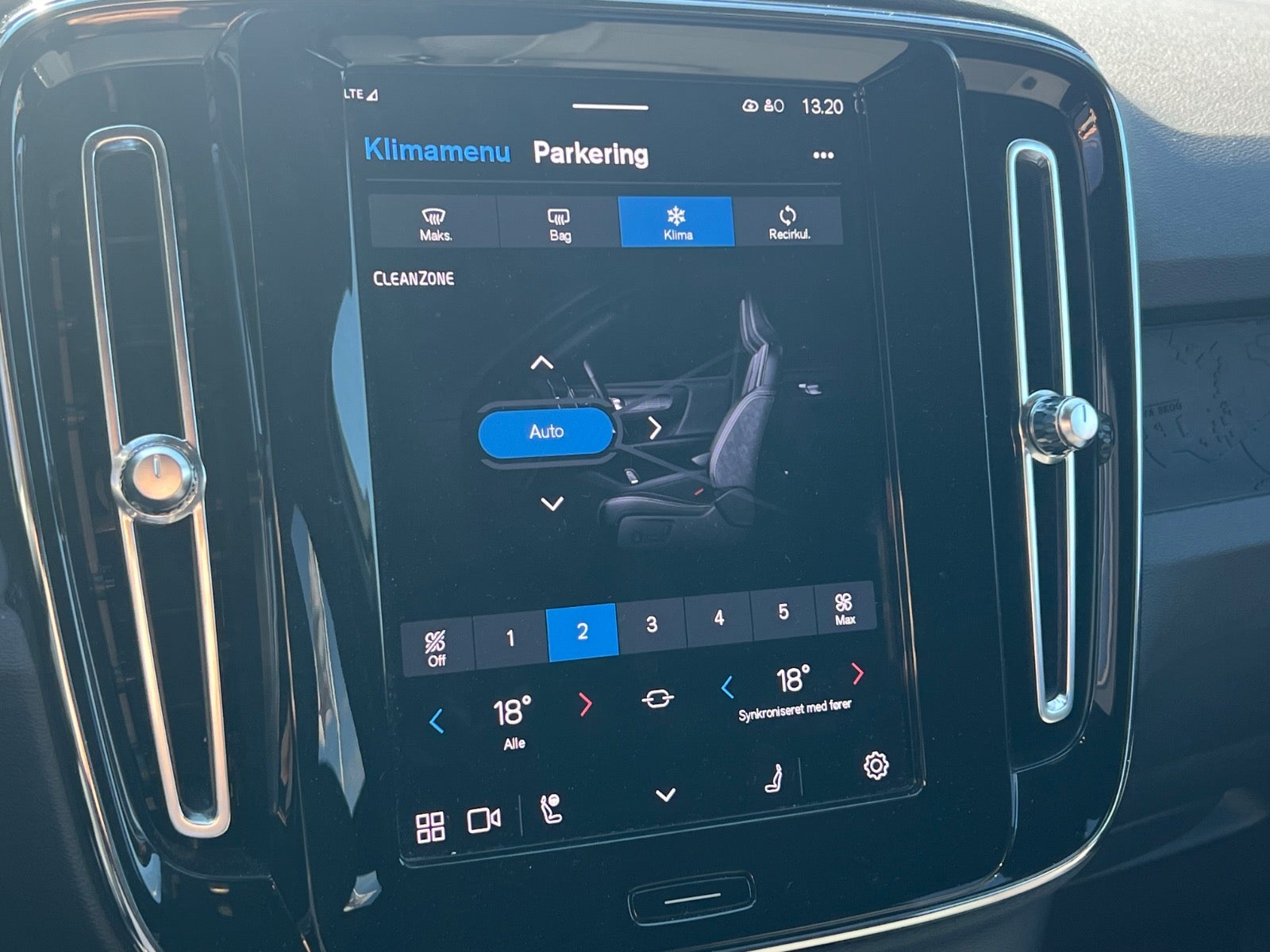 Volvo XC40 P6 ReCharge Plus