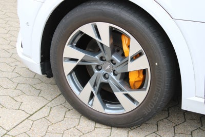 Audi e-tron S-line quattro