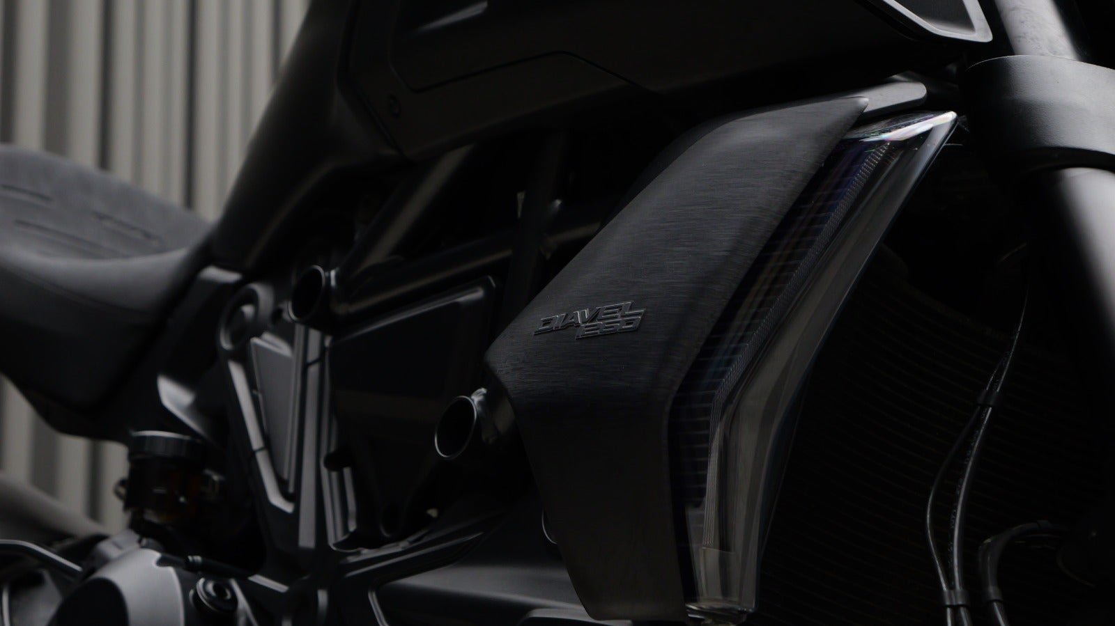 Ducati Diavel 1260 S Black & Steel