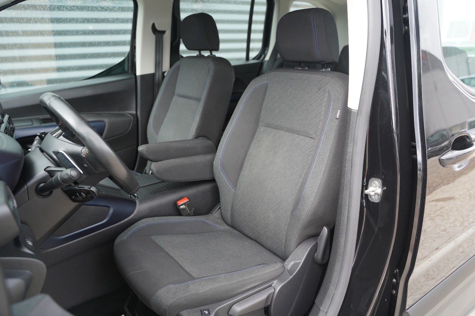 Billede af Peugeot Rifter 1,5 BlueHDi 130 L1 Allure EAT8