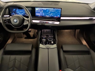 BMW i5 eDrive40 Sport Line