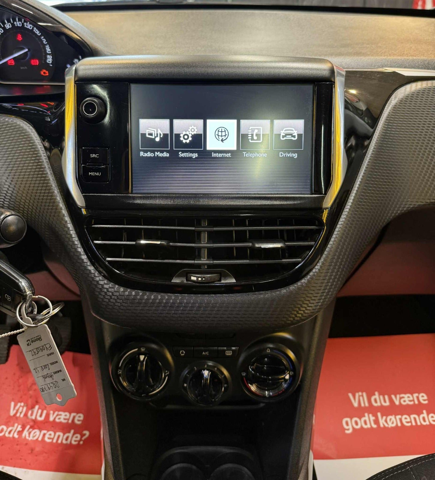 Billede af Peugeot 2008 1,2 e-THP 110 Active Sky