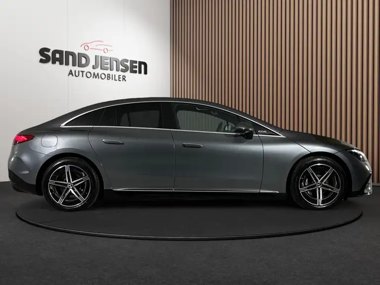 Mercedes EQE300 AMG Line