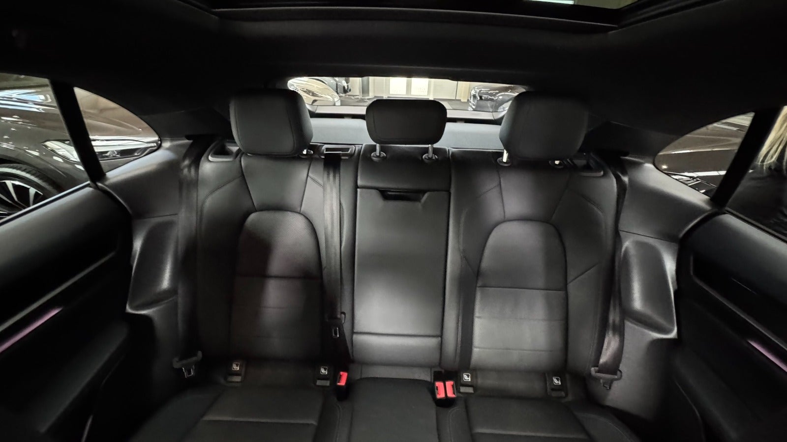 Porsche Macan 4