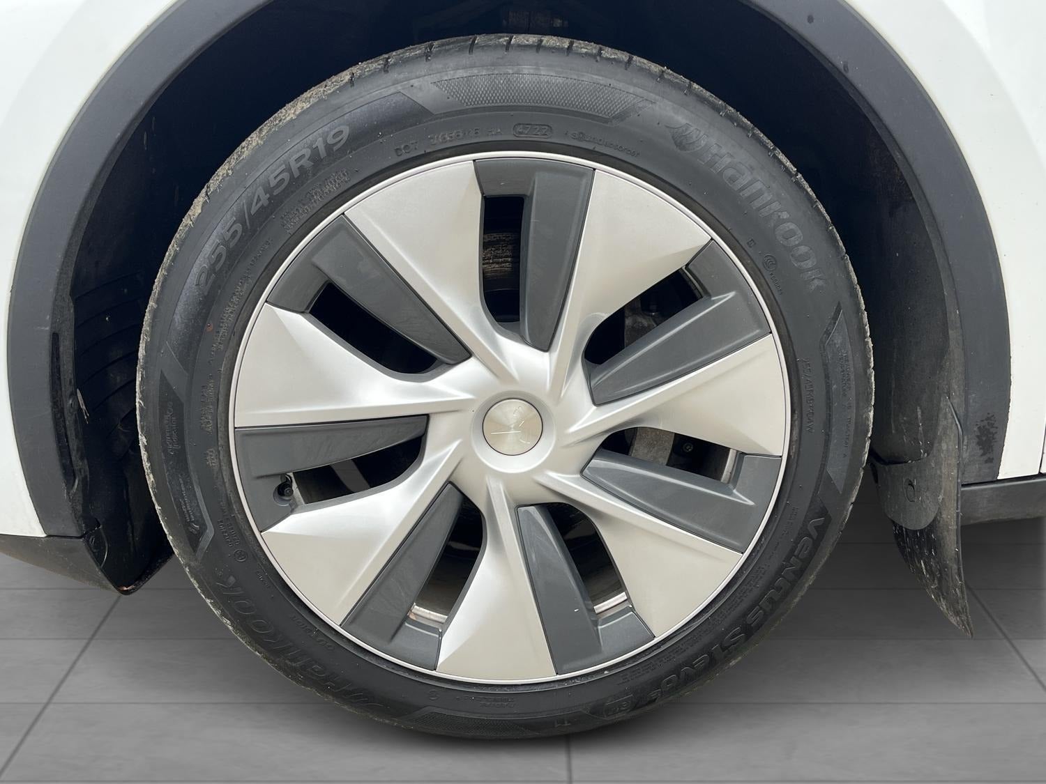 Billede af Tesla Model Y  RWD