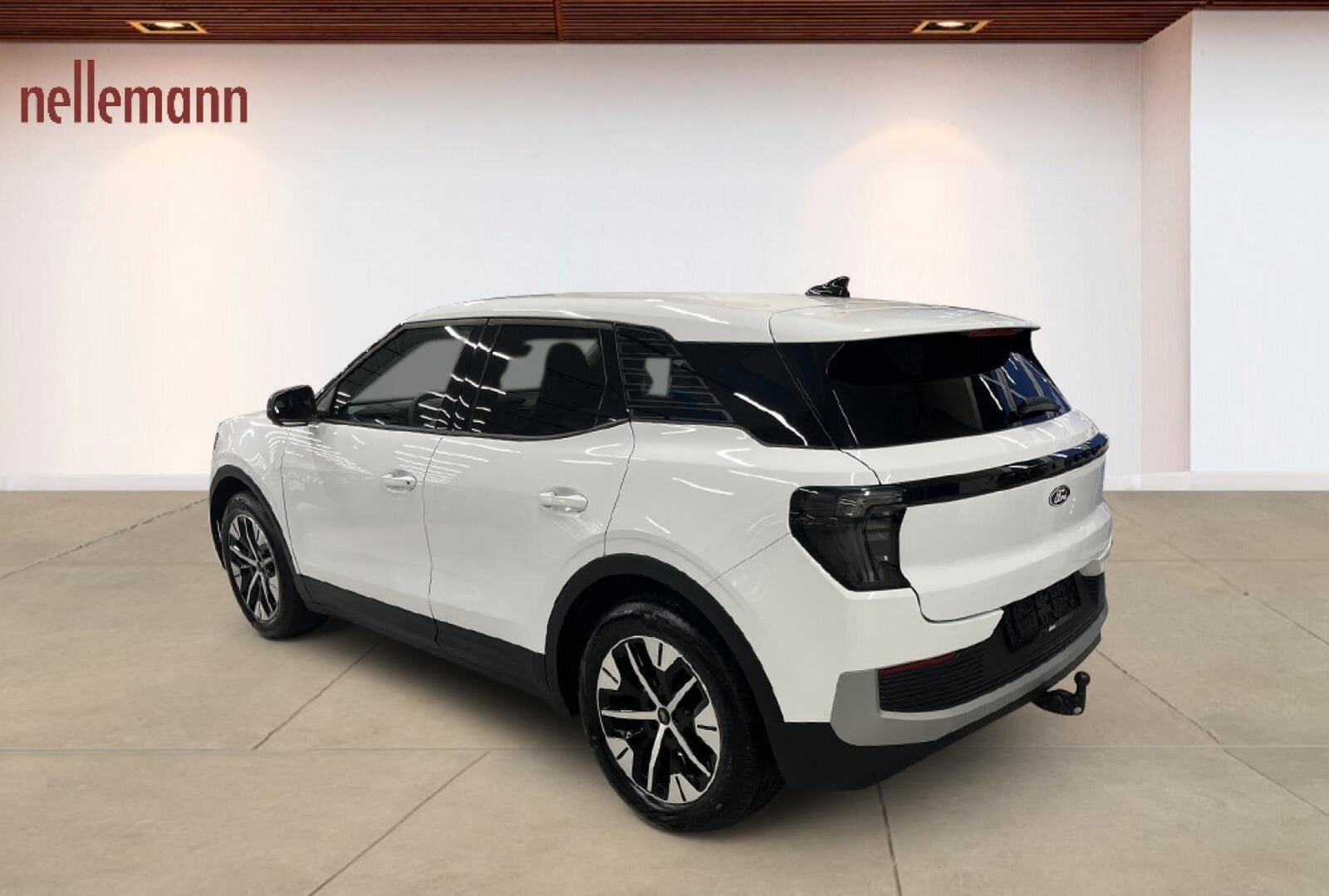 Ford Explorer Select Extended Range